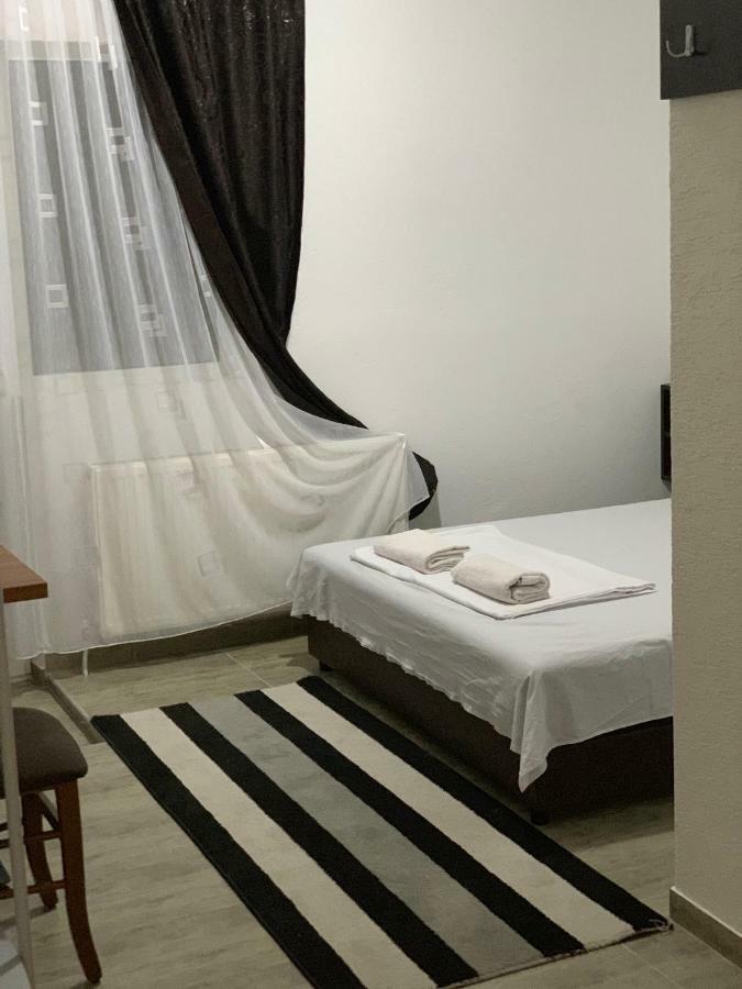 Aparthotel Emro-S Novi Pazar Exterior foto